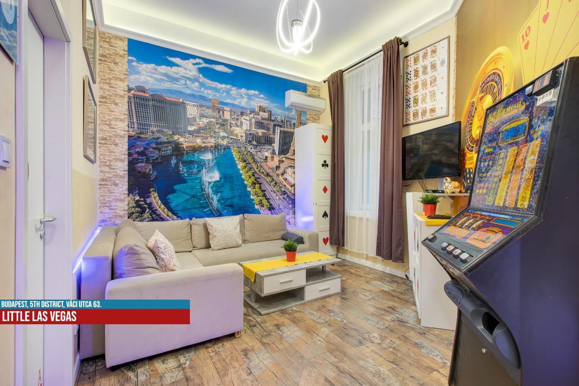 Little Americas Main Street Apartments Budapest Esterno foto